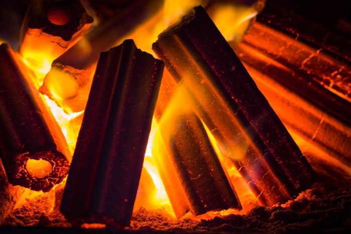 Nature Flame Charcoal Briquettes - Image 3